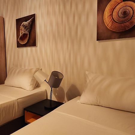 La Perla Holiday Apartments Pereybere Beach Exterior foto