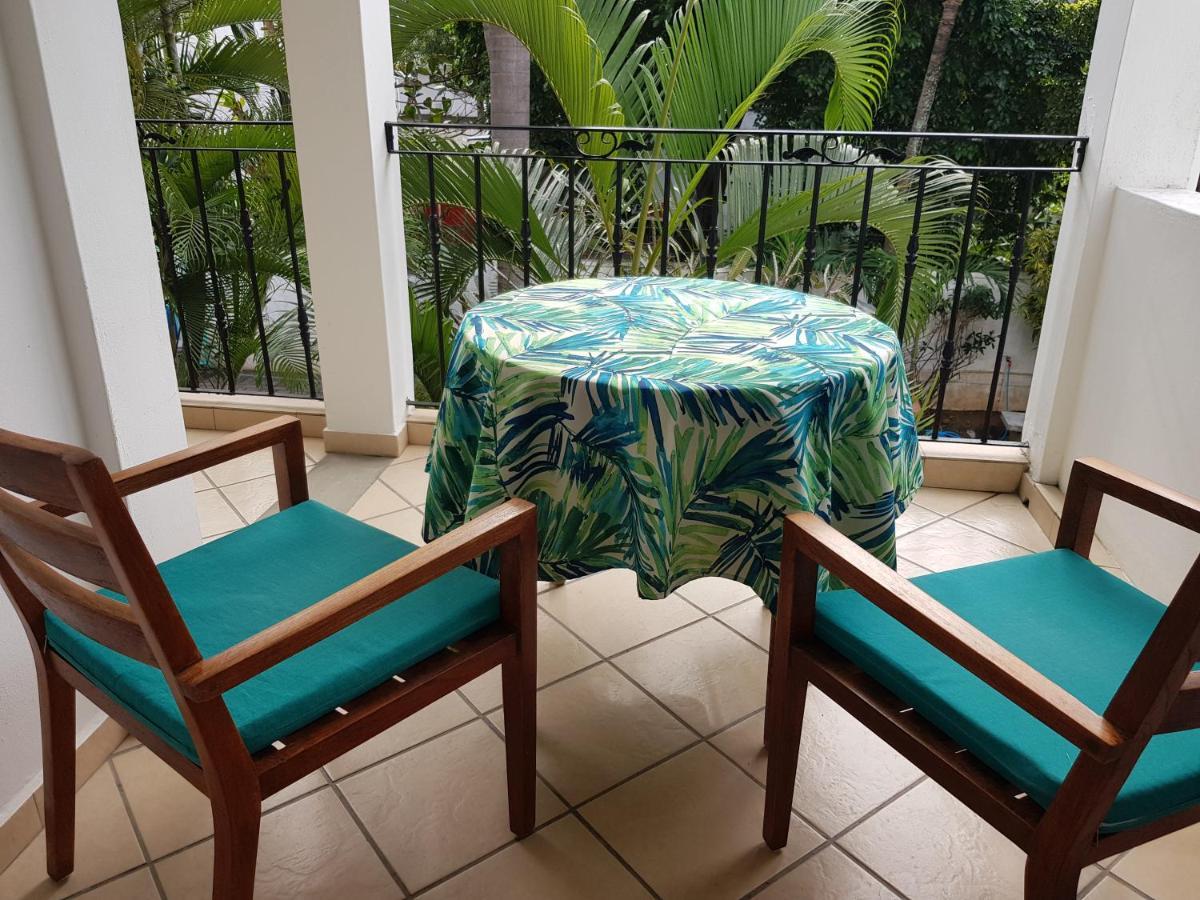 La Perla Holiday Apartments Pereybere Beach Exterior foto