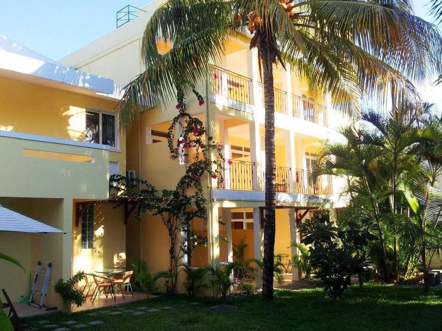 La Perla Holiday Apartments Pereybere Beach Exterior foto