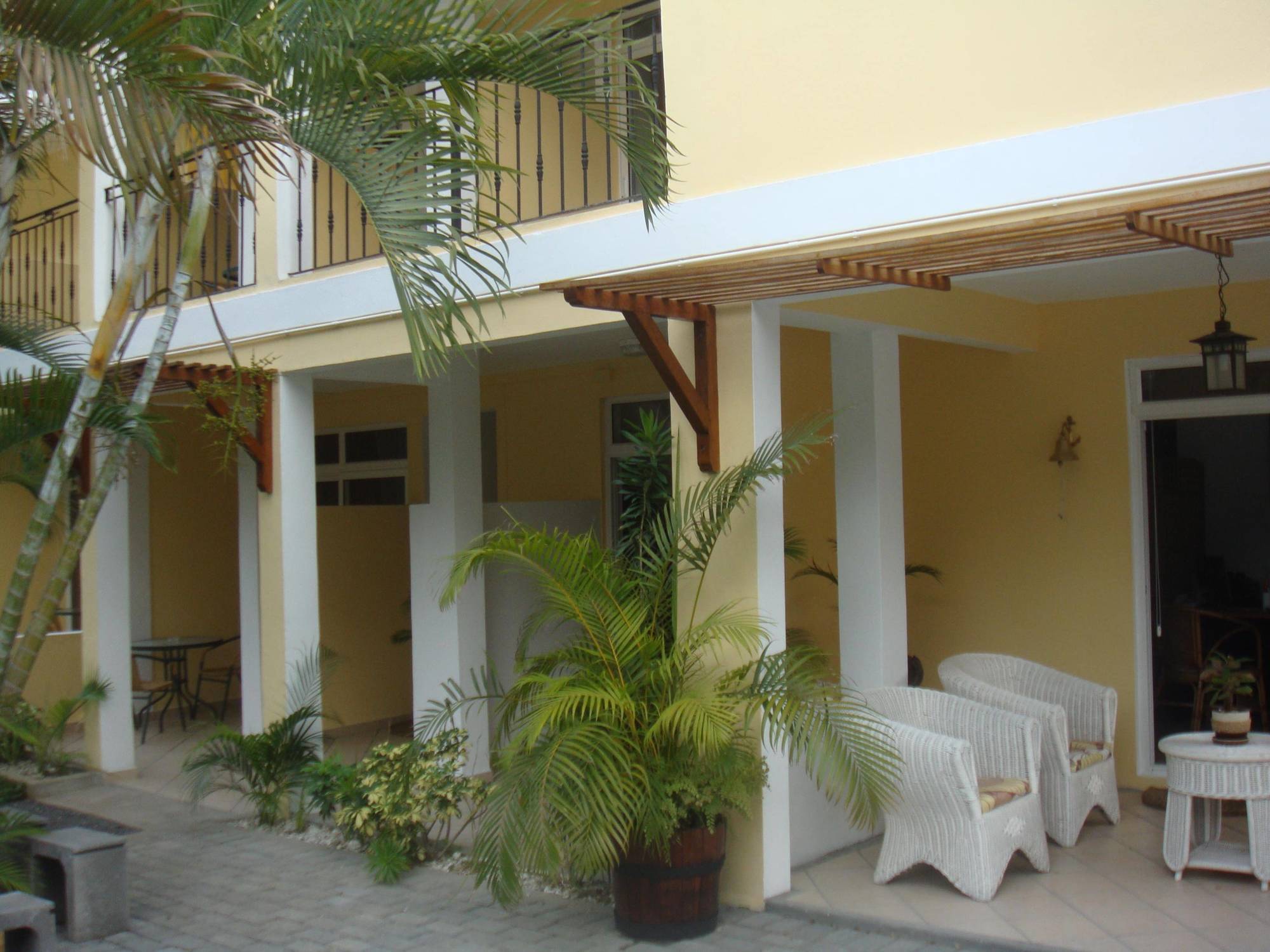 La Perla Holiday Apartments Pereybere Beach Exterior foto