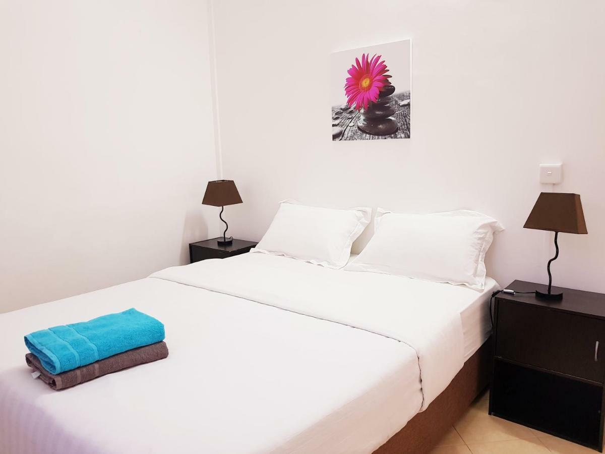La Perla Holiday Apartments Pereybere Beach Exterior foto